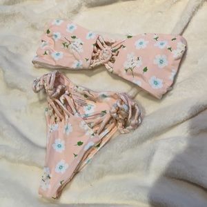 Frankies bikinis set